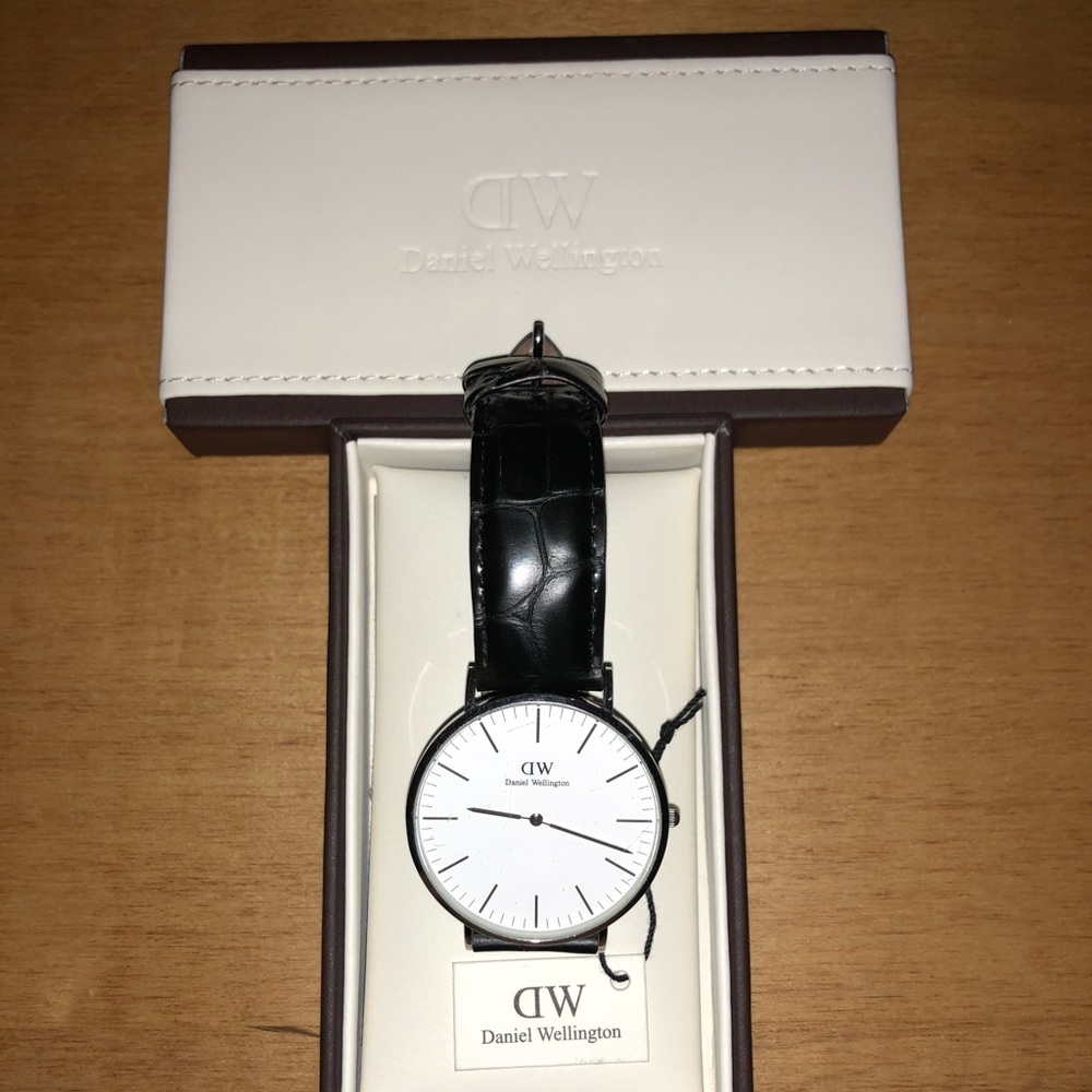 Daniel Wellington Classic Reading